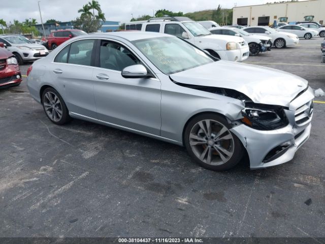 Photo 0 VIN: 55SWF4JB8GU170536 - MERCEDES-BENZ C 300 