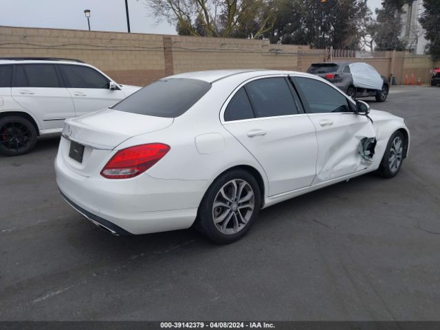 Photo 3 VIN: 55SWF4JB8HU203469 - MERCEDES-BENZ C 300 