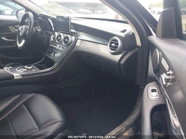 Photo 4 VIN: 55SWF4JB8HU203827 - MERCEDES-BENZ C 300 