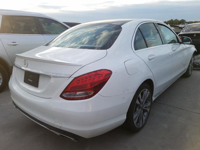 Photo 3 VIN: 55SWF4JB8HU216917 - MERCEDES-BENZ C 300 