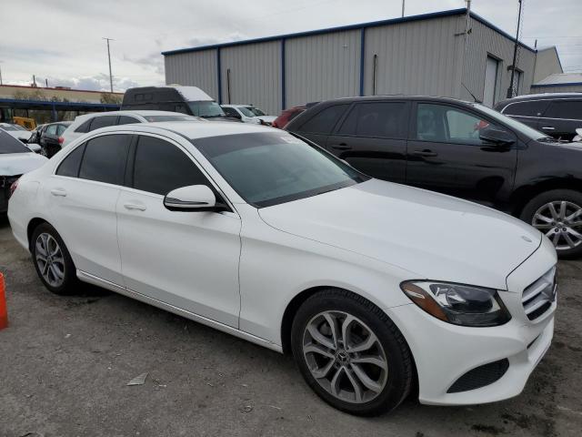 Photo 3 VIN: 55SWF4JB8HU227836 - MERCEDES-BENZ C 300 