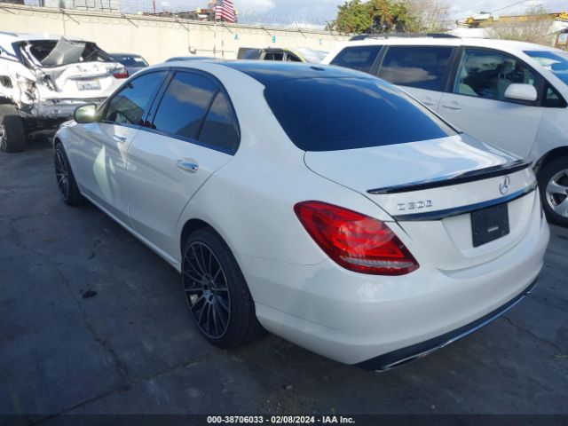 Photo 2 VIN: 55SWF4JB9GU106568 - MERCEDES-BENZ C 300 