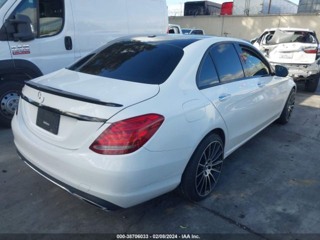 Photo 3 VIN: 55SWF4JB9GU106568 - MERCEDES-BENZ C 300 