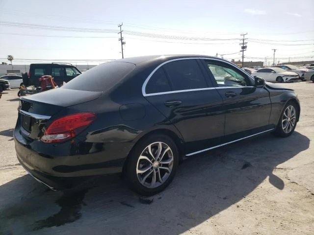 Photo 2 VIN: 55SWF4JB9GU123340 - MERCEDES-BENZ C 300 