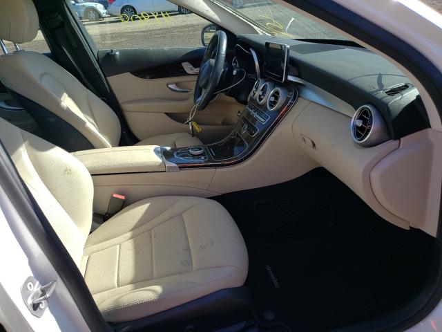 Photo 4 VIN: 55SWF4JB9HU183894 - MERCEDES-BENZ C 300 