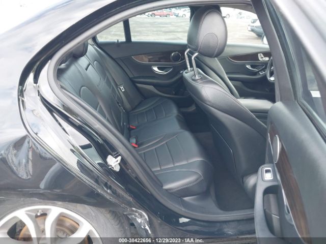 Photo 7 VIN: 55SWF4JBXFU072641 - MERCEDES-BENZ C 300 