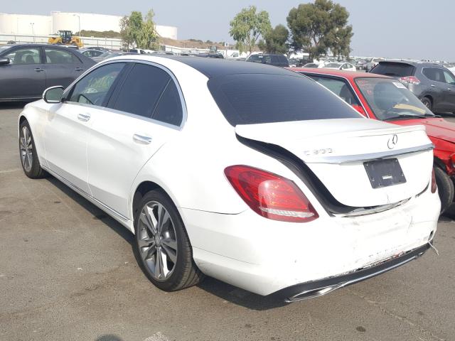 Photo 2 VIN: 55SWF4JBXFU092047 - MERCEDES-BENZ C 300 