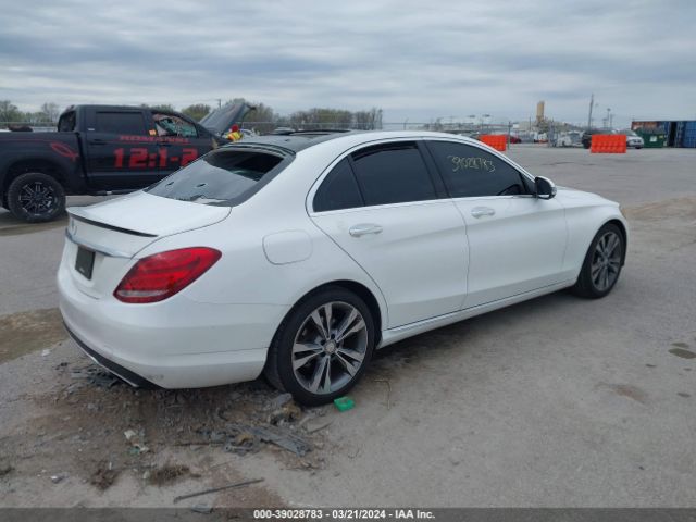 Photo 3 VIN: 55SWF4JBXGU149879 - MERCEDES-BENZ C 300 