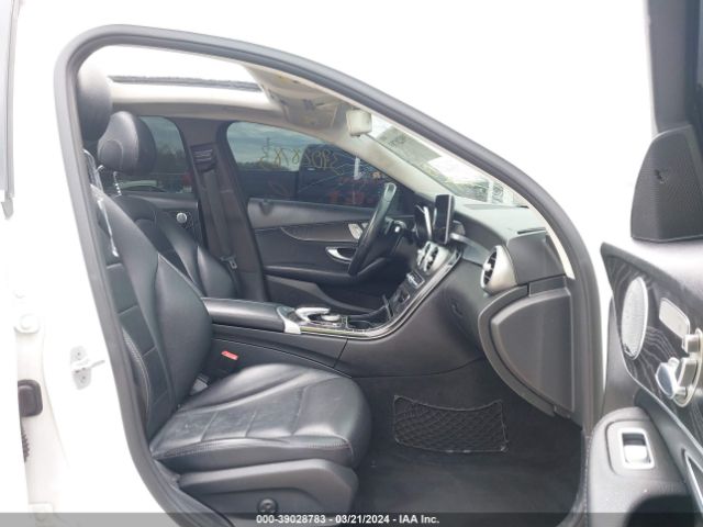 Photo 4 VIN: 55SWF4JBXGU149879 - MERCEDES-BENZ C 300 