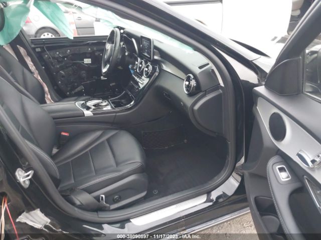 Photo 4 VIN: 55SWF4JBXGU157819 - MERCEDES-BENZ C 300 