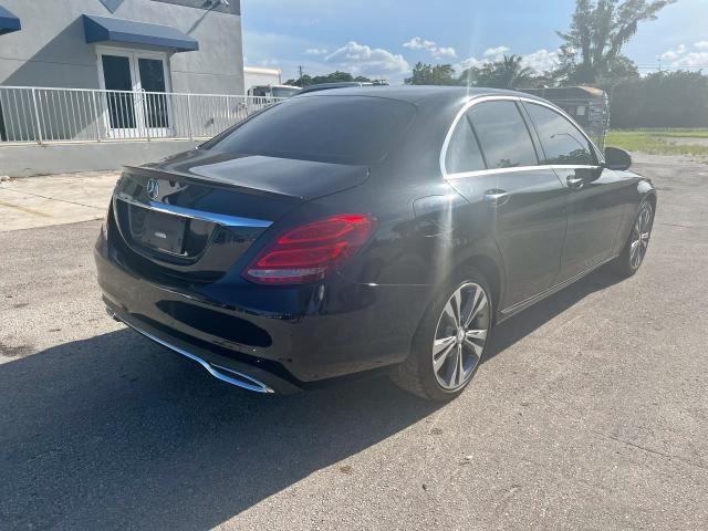 Photo 3 VIN: 55SWF4JBXGU171025 - MERCEDES-BENZ C 300 