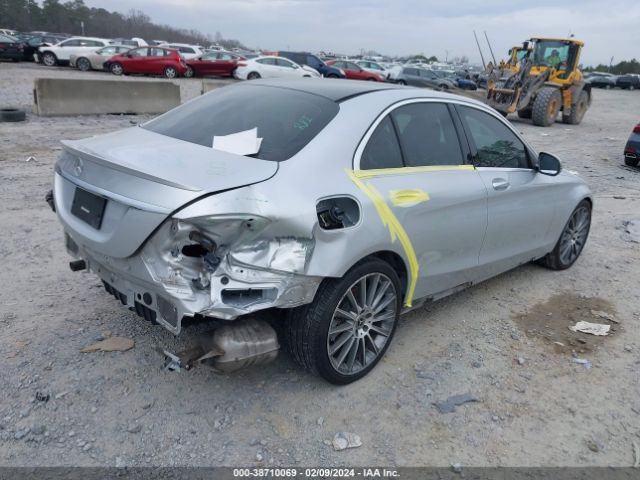 Photo 3 VIN: 55SWF4JBXHU212173 - MERCEDES-BENZ C 300 