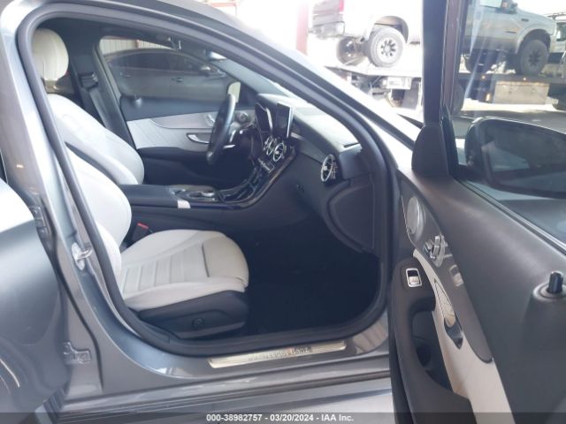 Photo 4 VIN: 55SWF4JBXJU246541 - MERCEDES-BENZ C 300 