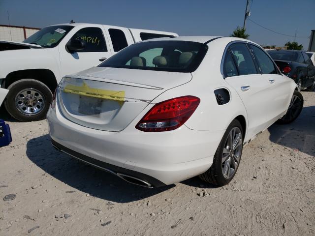 Photo 3 VIN: 55SWF4JBXJU252310 - MERCEDES-BENZ C 300 