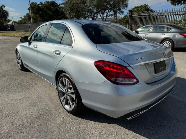 Photo 1 VIN: 55SWF4JBXJU264554 - MERCEDES-BENZ C 300 