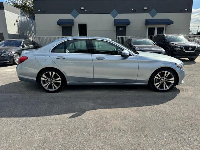 Photo 12 VIN: 55SWF4JBXJU264554 - MERCEDES-BENZ C 300 