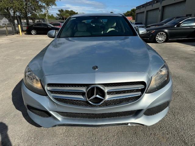 Photo 4 VIN: 55SWF4JBXJU264554 - MERCEDES-BENZ C 300 