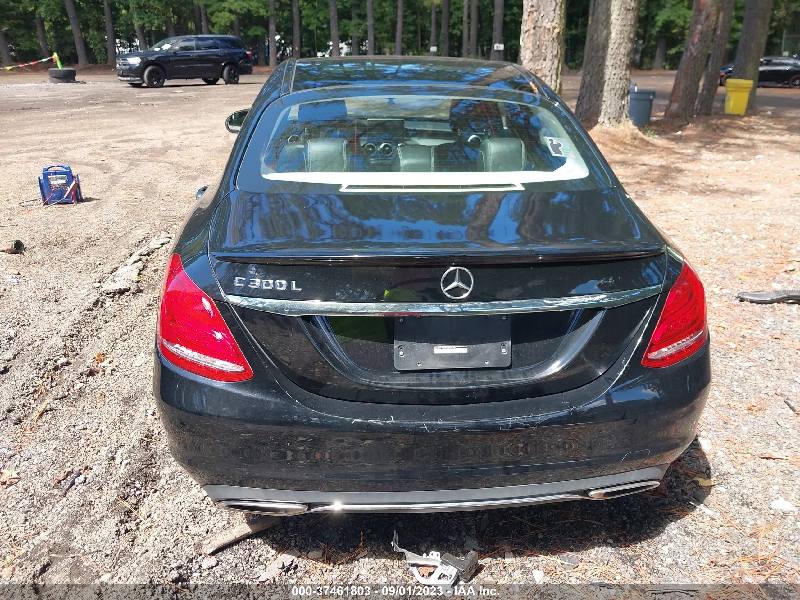 Photo 15 VIN: 55SWF4KB0GU108711 - MERCEDES-BENZ C 300 