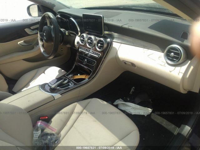 Photo 4 VIN: 55SWF4KB0GU171534 - MERCEDES-BENZ C-CLASS 