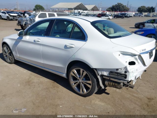 Photo 2 VIN: 55SWF4KB1FU021639 - MERCEDES-BENZ C 300 