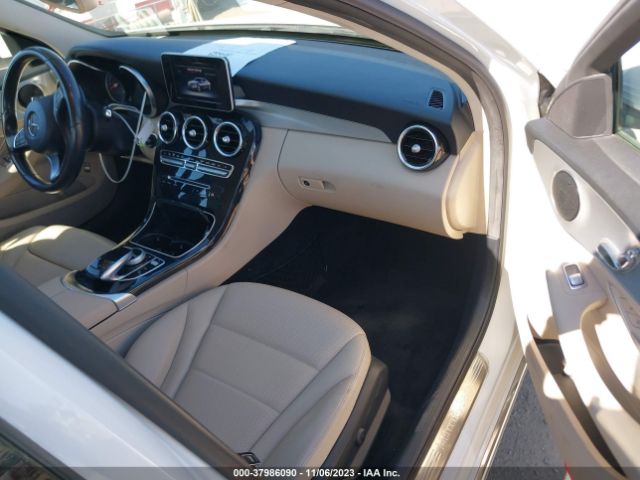 Photo 4 VIN: 55SWF4KB1FU021639 - MERCEDES-BENZ C 300 