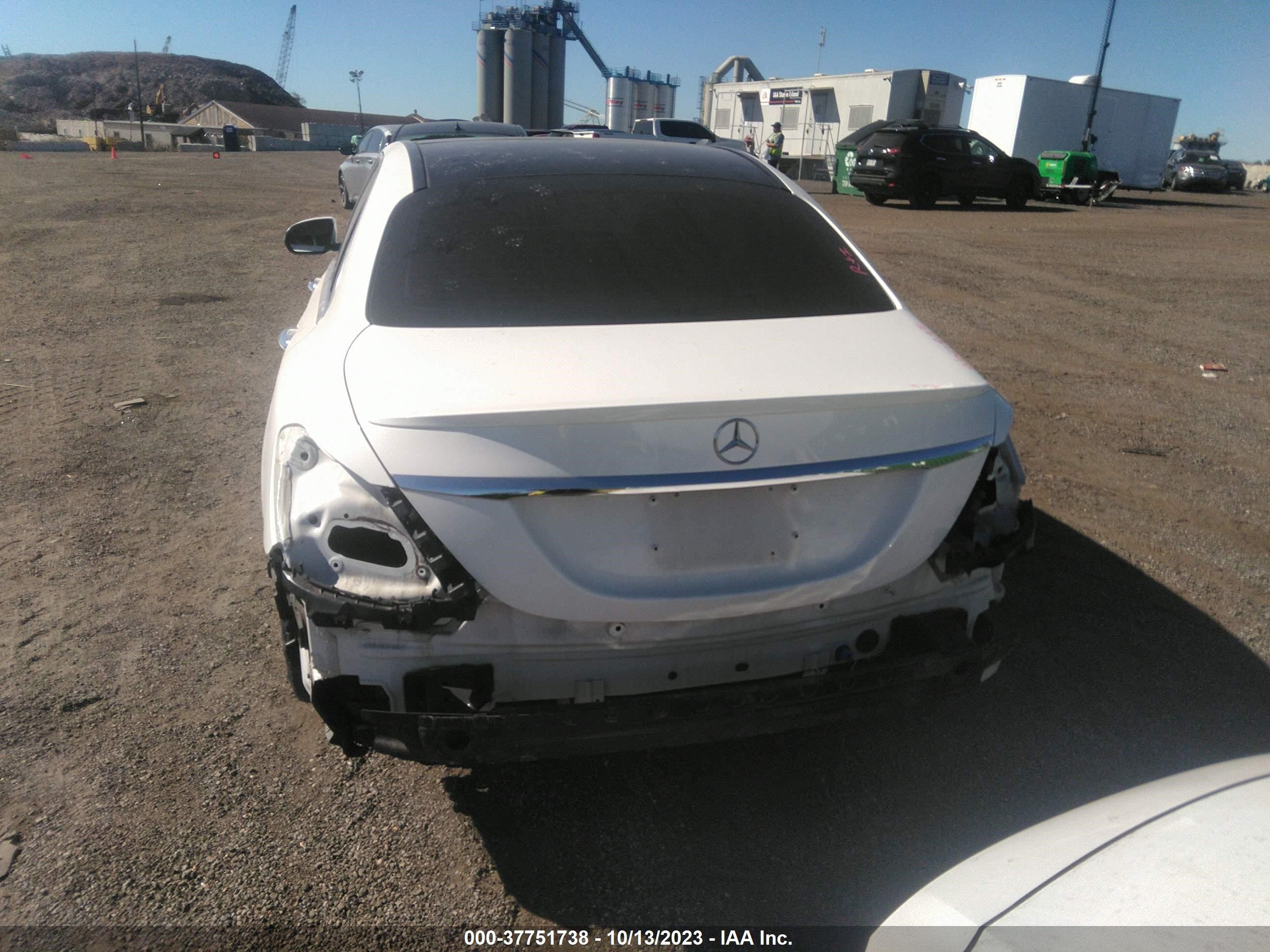 Photo 15 VIN: 55SWF4KB1HU234030 - MERCEDES-BENZ C-CLASS 