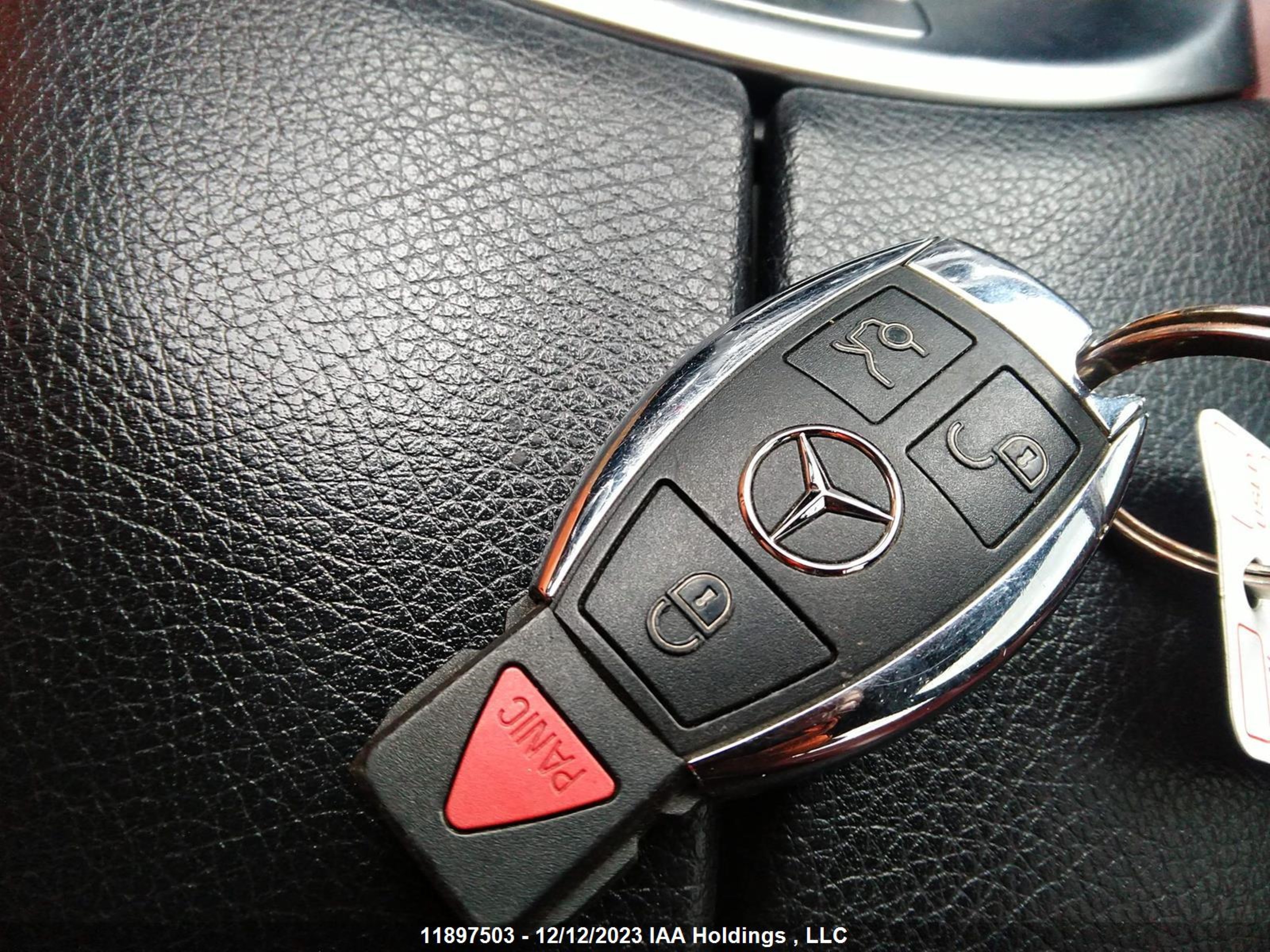 Photo 10 VIN: 55SWF4KB1JU257541 - MERCEDES-BENZ C-KLASSE 