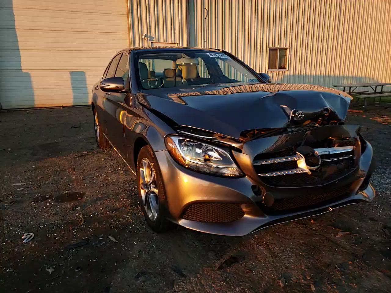 Photo 10 VIN: 55SWF4KB1JU261637 - MERCEDES-BENZ C 300 4MAT 