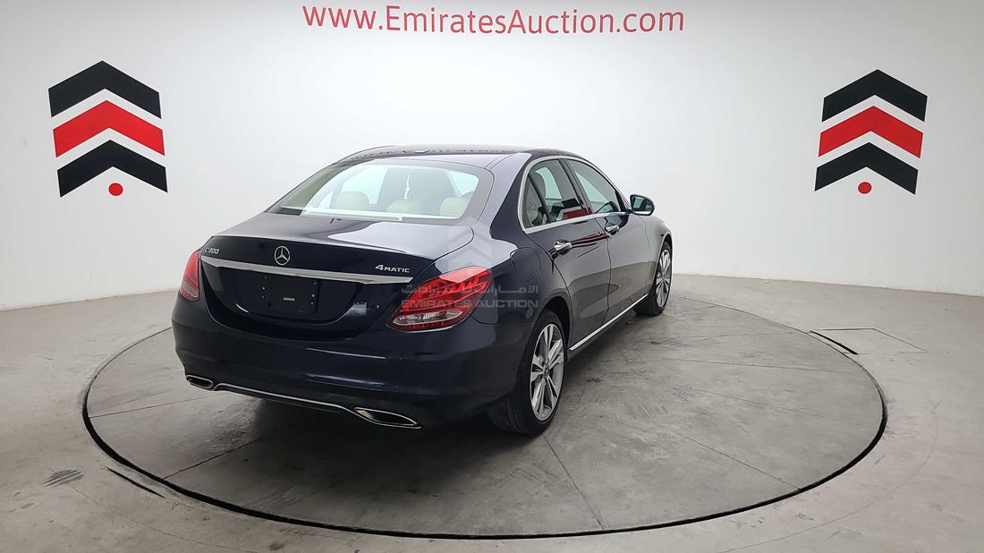 Photo 12 VIN: 55SWF4KB1JU281256 - MERCEDES C 