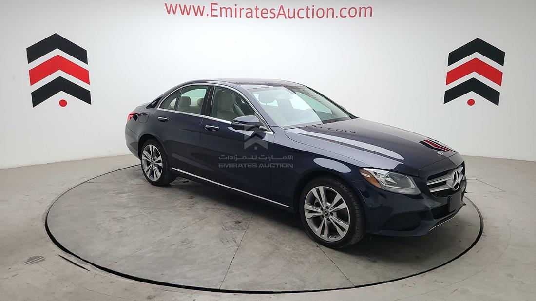 Photo 14 VIN: 55SWF4KB1JU281256 - MERCEDES C 