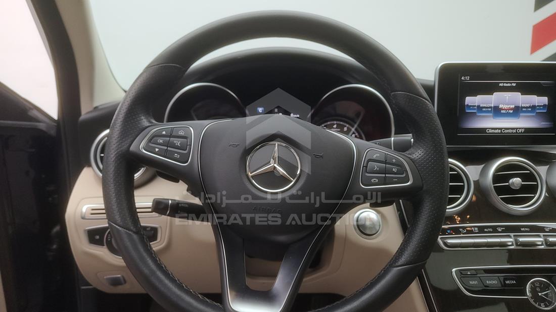 Photo 18 VIN: 55SWF4KB1JU281256 - MERCEDES C 