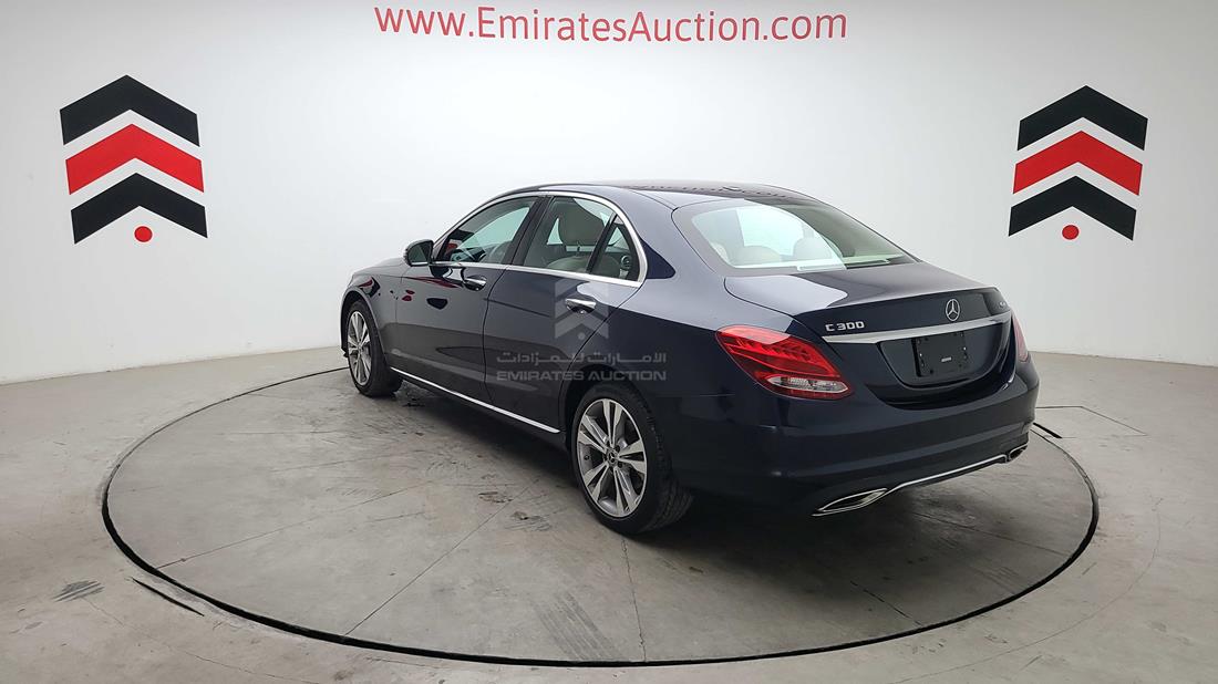 Photo 8 VIN: 55SWF4KB1JU281256 - MERCEDES C 