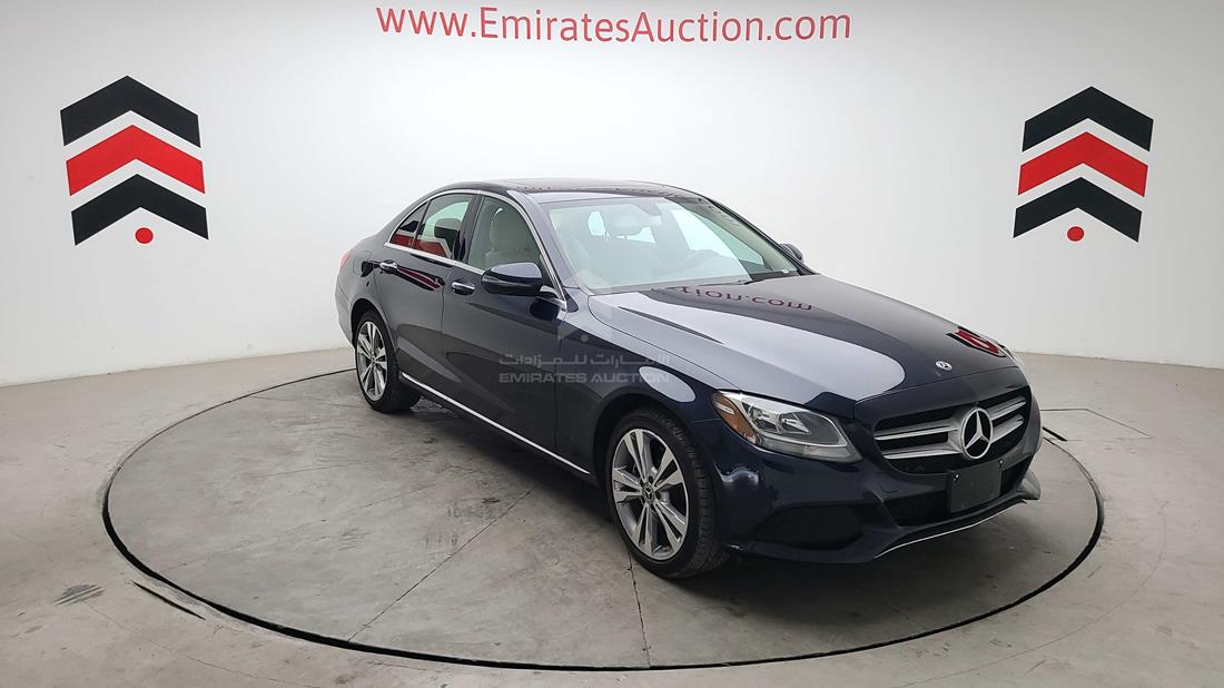 Photo 13 VIN: 55SWF4KB1JU281256 - MERCEDES C 