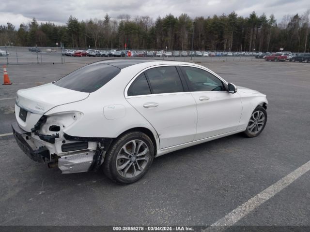 Photo 3 VIN: 55SWF4KB2HU182097 - MERCEDES-BENZ C 300 