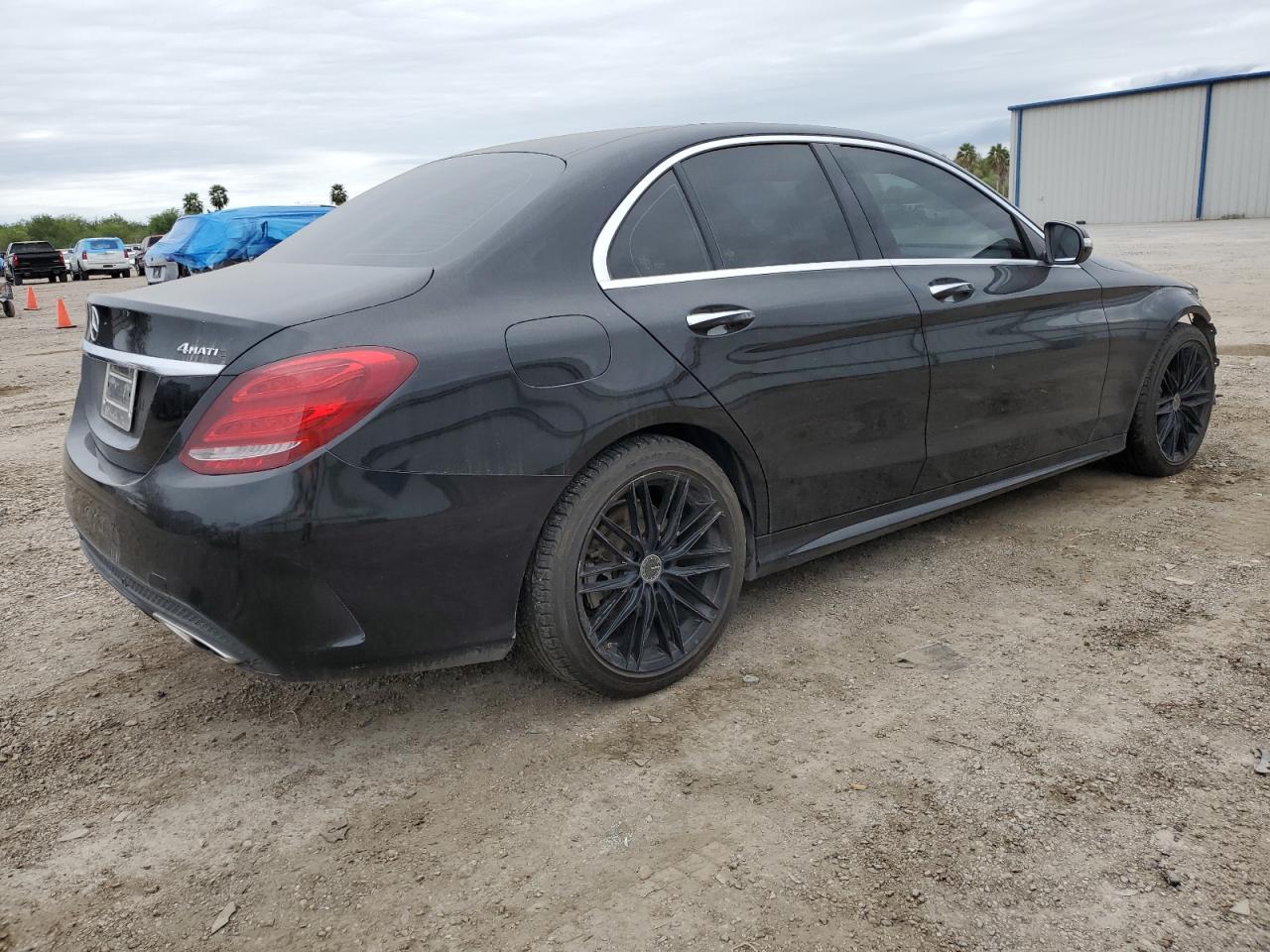 Photo 2 VIN: 55SWF4KB3FU033890 - MERCEDES-BENZ C-KLASSE 