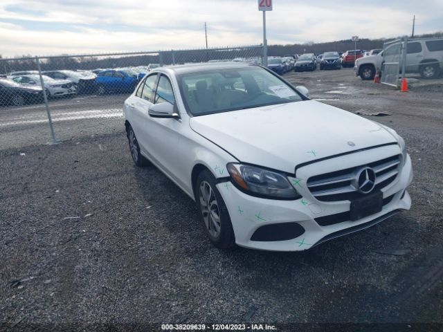 Photo 0 VIN: 55SWF4KB3HU186661 - MERCEDES-BENZ C 300 