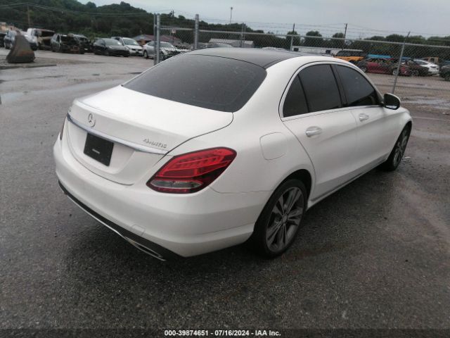 Photo 3 VIN: 55SWF4KB3HU192735 - MERCEDES-BENZ C 300 