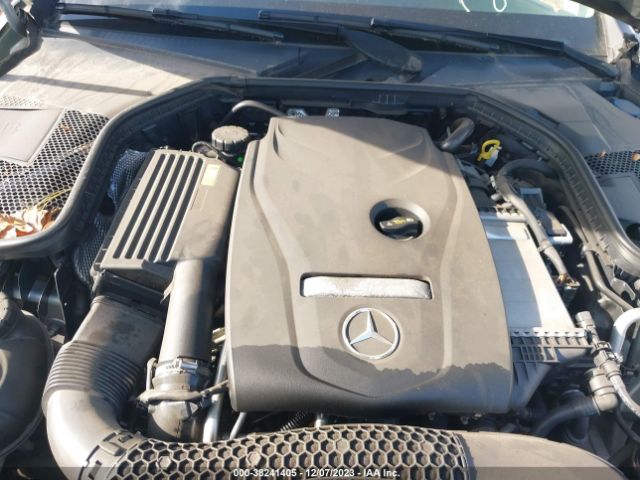 Photo 9 VIN: 55SWF4KB4HU210627 - MERCEDES-BENZ C 300 