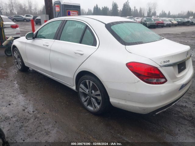 Photo 2 VIN: 55SWF4KB4JU242662 - MERCEDES-BENZ C 300 