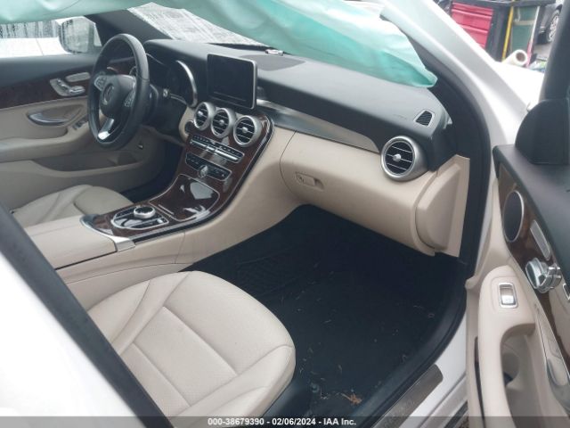 Photo 4 VIN: 55SWF4KB4JU242662 - MERCEDES-BENZ C 300 