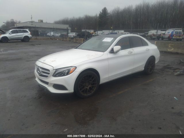 Photo 1 VIN: 55SWF4KB5GU117744 - MERCEDES-BENZ C 300 