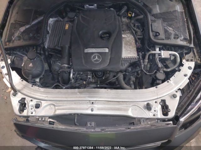 Photo 9 VIN: 55SWF4KB5HU183650 - MERCEDES-BENZ C 300 