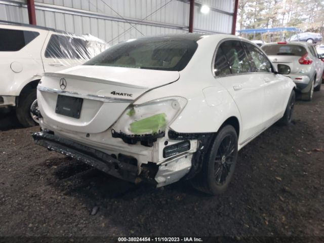 Photo 3 VIN: 55SWF4KB6GU116022 - MERCEDES-BENZ C 300 