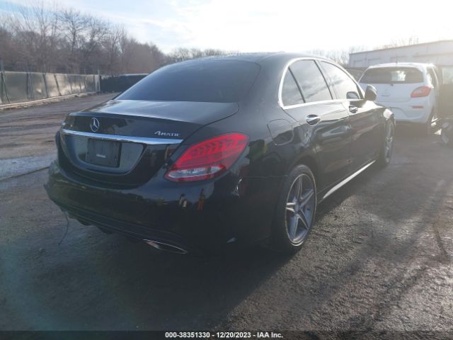 Photo 3 VIN: 55SWF4KB6GU175491 - MERCEDES-BENZ C 300 