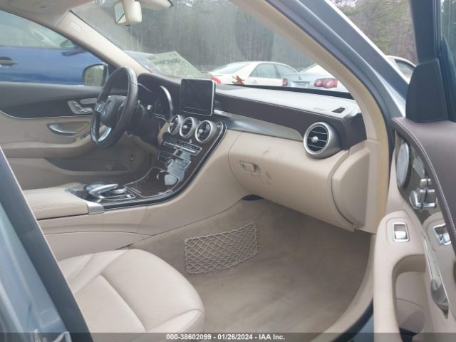 Photo 4 VIN: 55SWF4KB7FU062437 - MERCEDES-BENZ C 300 