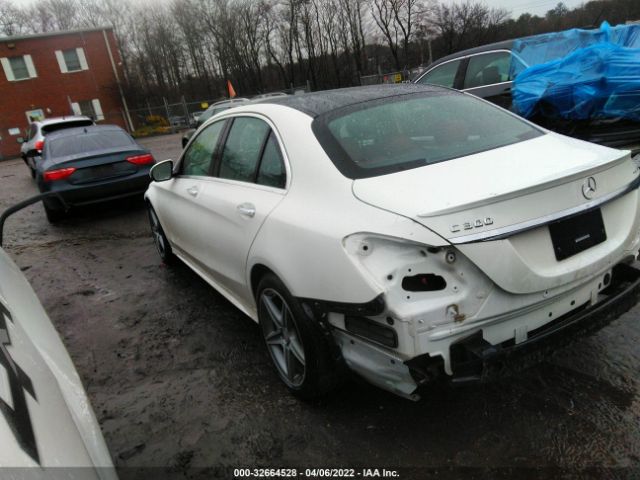 Photo 2 VIN: 55SWF4KB7GU126624 - MERCEDES-BENZ C-CLASS 