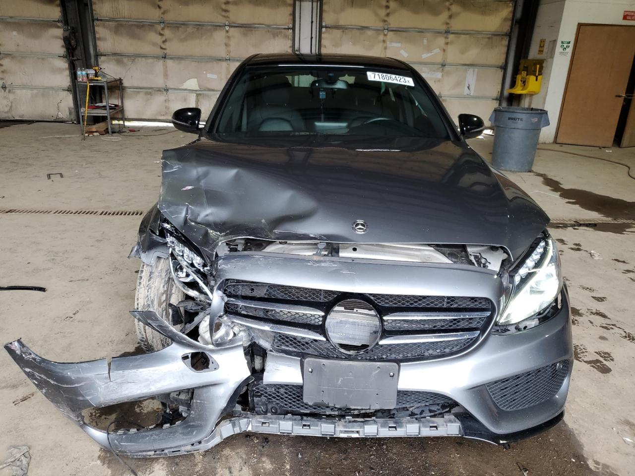 Photo 4 VIN: 55SWF4KB7JU260203 - MERCEDES-BENZ C 300 