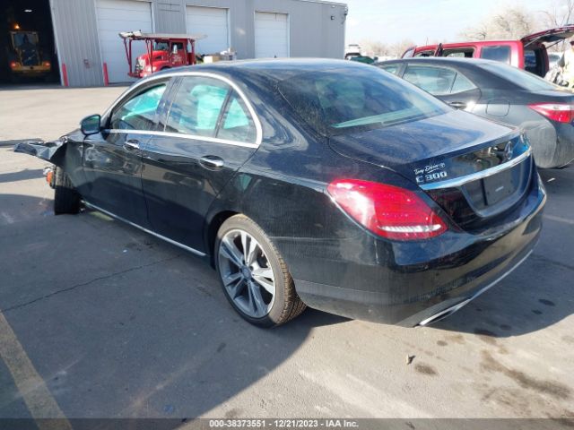 Photo 2 VIN: 55SWF4KB8HU185652 - MERCEDES-BENZ C 300 