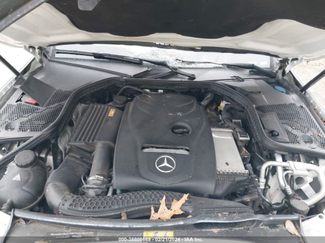 Photo 9 VIN: 55SWF4KB8HU196683 - MERCEDES-BENZ C 300 