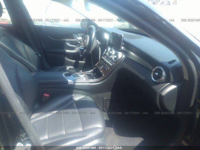 Photo 4 VIN: 55SWF4KB8HU216009 - MERCEDES-BENZ C 300 